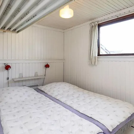 Three-bedroom In 3 Feriehus Faaborg